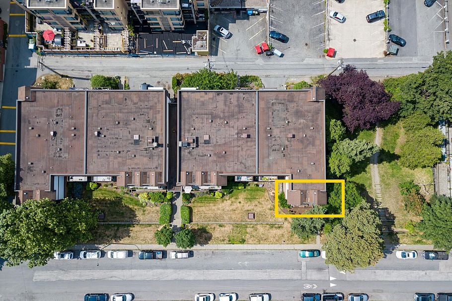 204 131 W 4th Street North Vancouver, BC - 23