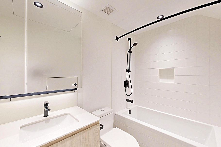 3930 Dumfries Street Vancouver, BC - 22