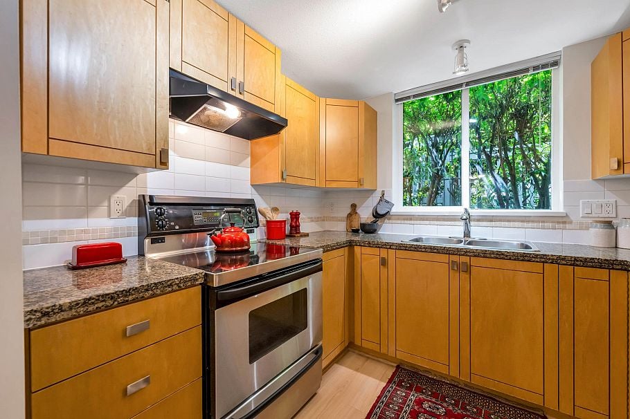 2 1071 Lynn Valley Road North Vancouver, BC - 17