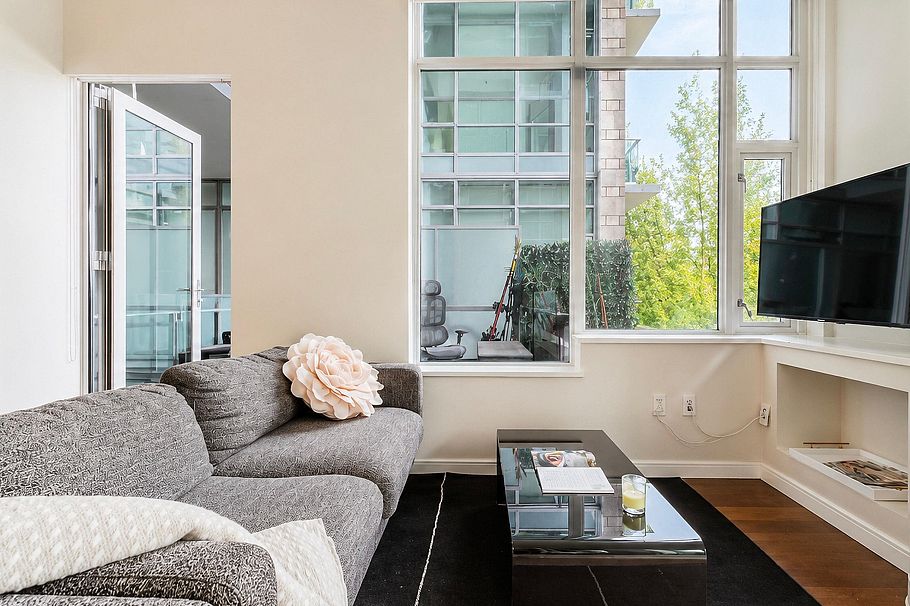 406 1633 Ontario Street Vancouver, BC - 11
