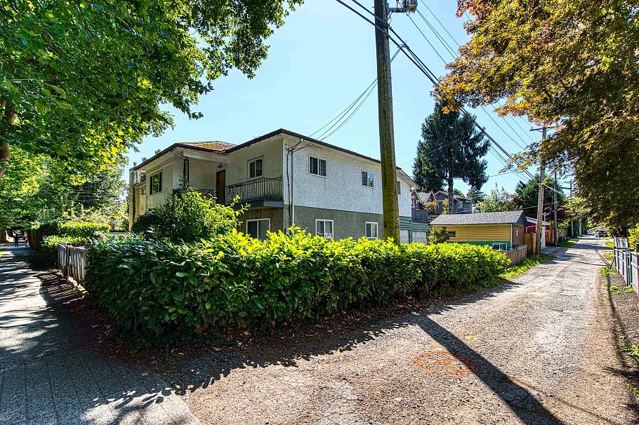 2675 Mackenzie Street Vancouver, BC - 8
