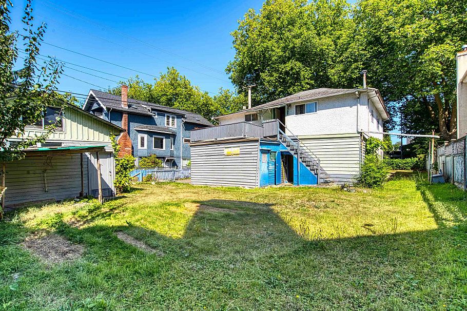 2675 Mackenzie Street Vancouver, BC - 9