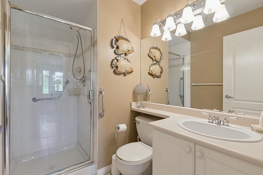 505 2059 Chesterfield Avenue North Vancouver, BC - 22