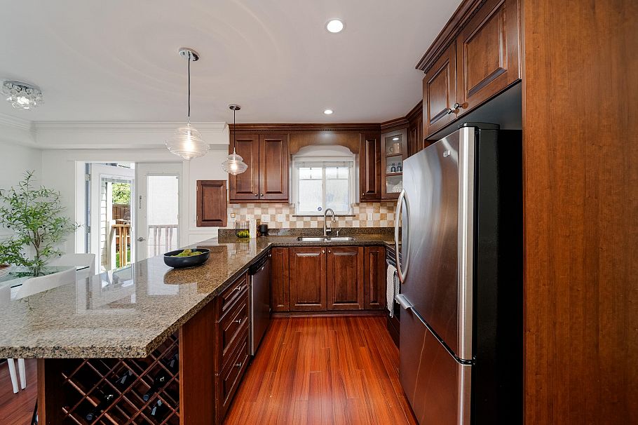 2412 St. Catherines Street Vancouver, BC - 14