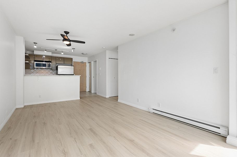 903 1328 W Pender Street Vancouver, BC - 18