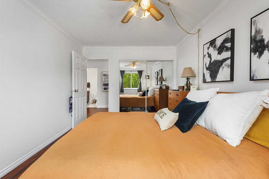 204 725 Commercial Drive Vancouver, BC - 14