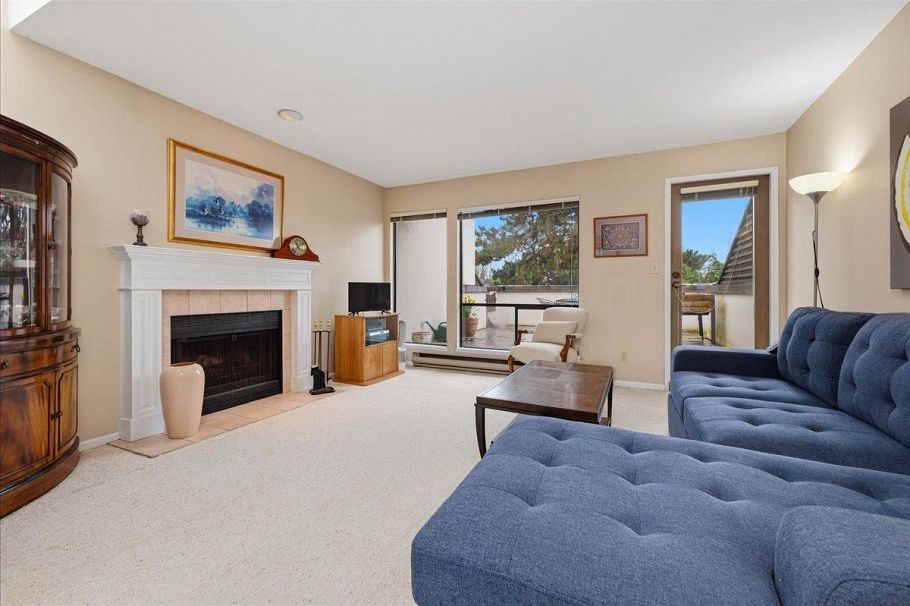 6 5730 Carnarvon Street Vancouver, BC - 3