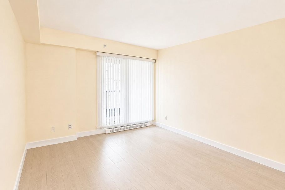 603 2468 E Broadway Vancouver, BC - 11