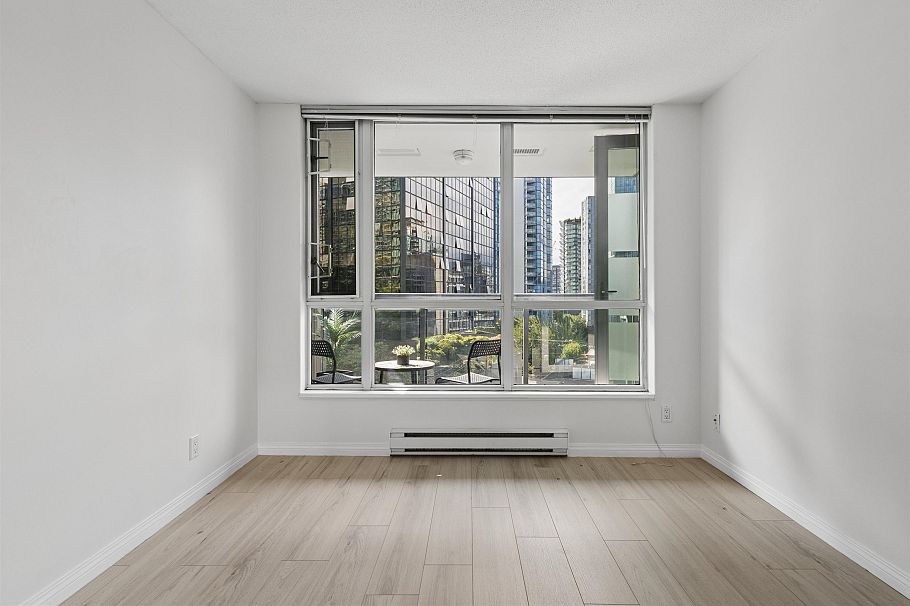 903 1328 W Pender Street Vancouver, BC - 20