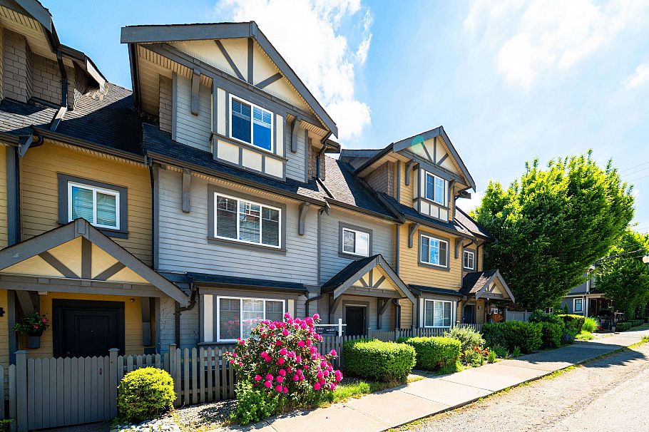 2412 St. Catherines Street Vancouver, BC - 2