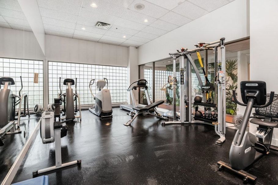 303 1625 Hornby Street Vancouver, BC - 17