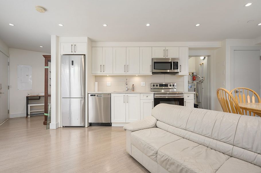 7380 Ashburn Street Vancouver, BC - 34