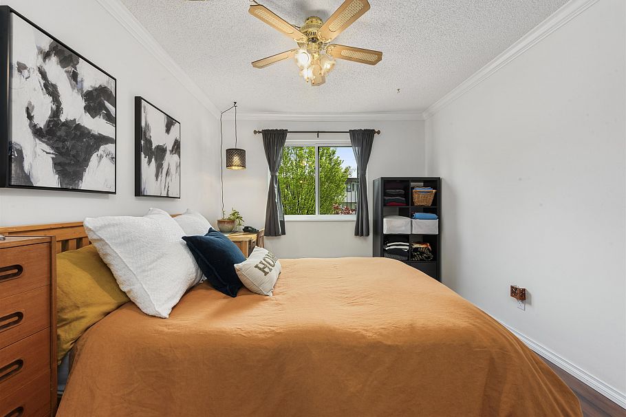 204 725 Commercial Drive Vancouver, BC - 13