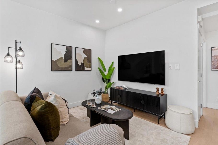 5 1415 E 1st Avenue Vancouver, BC - 8
