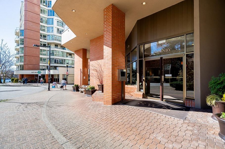 303 1625 Hornby Street Vancouver, BC - 15