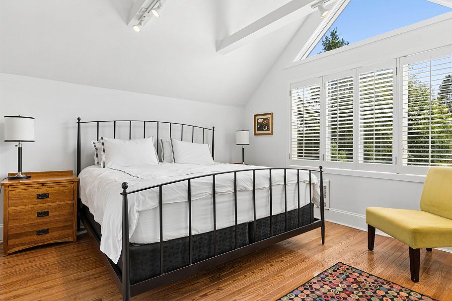 2760 W 2nd Avenue Vancouver, BC - 23
