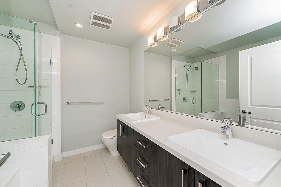111 3133 Riverwalk Avenue Vancouver, BC - 27