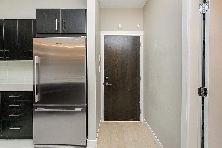 111 3133 Riverwalk Avenue Vancouver, BC - 5