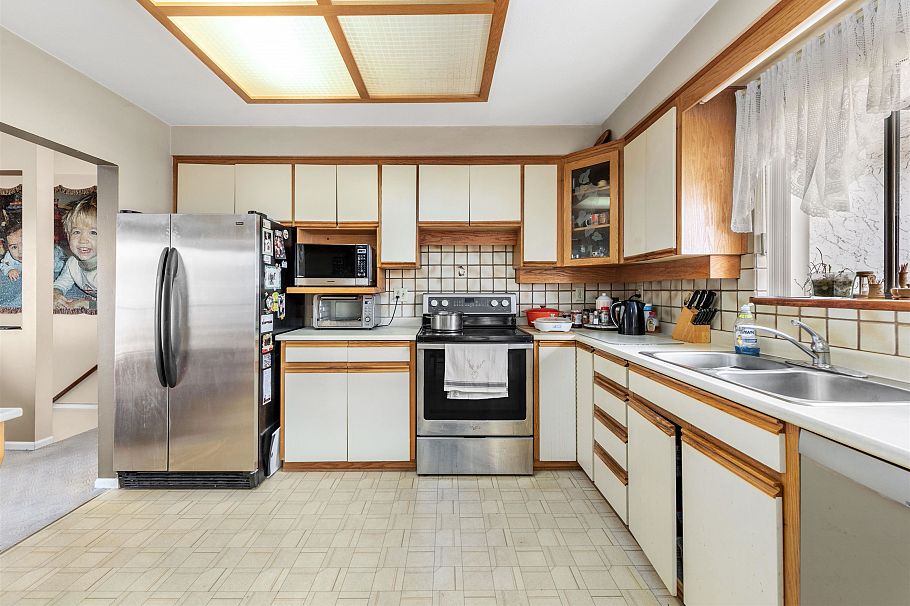 3481 Dieppe Drive Vancouver, BC - 3