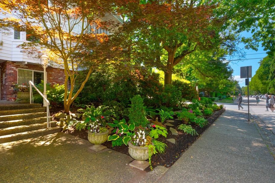 301 1696 W 10th Avenue Vancouver, BC - 38