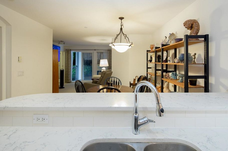 263 1100 E 29th Street North Vancouver, BC - 15