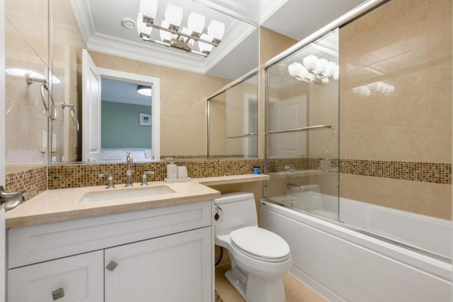 2979 W 31st Avenue Vancouver, BC - 29