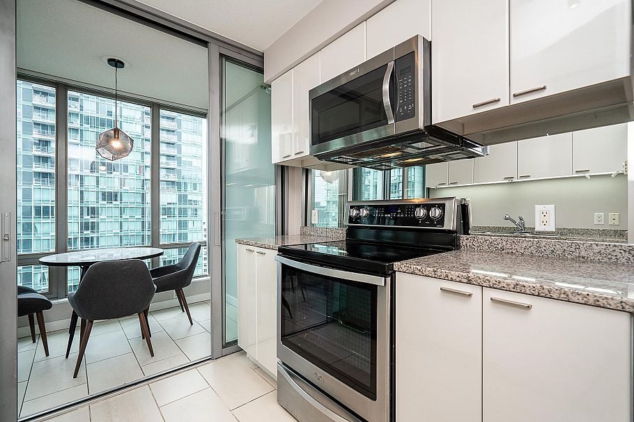 2604 1288 W Georgia Street Vancouver, BC - 7