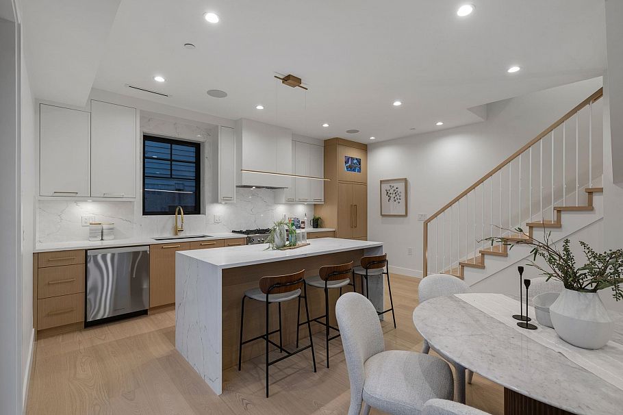2619 Carolina Street Vancouver, BC - 30