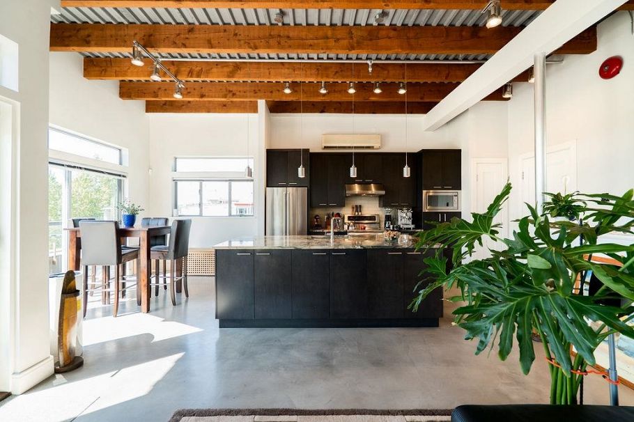 301 1075 W 1st Street North Vancouver, BC - 8