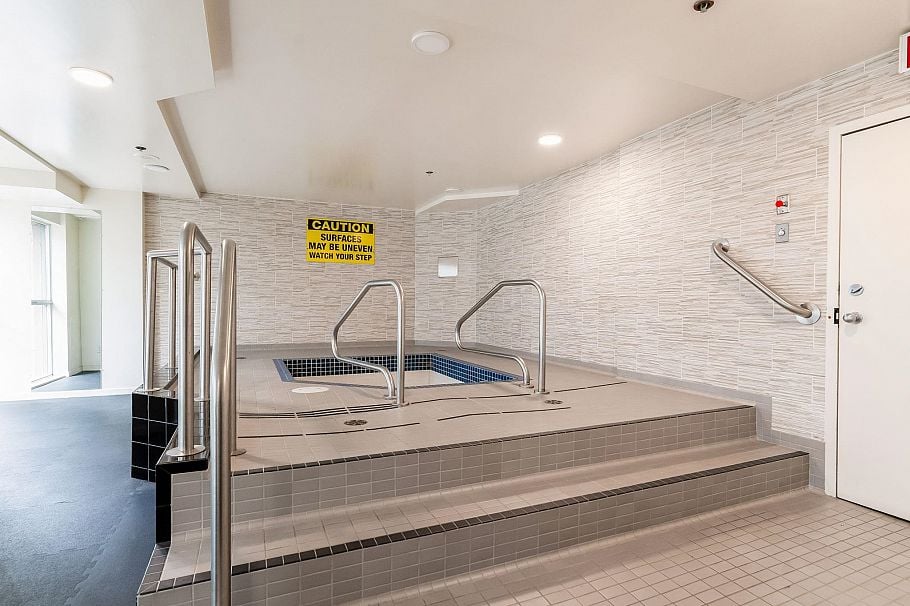 2502 1166 Melville Street Vancouver, BC - 7