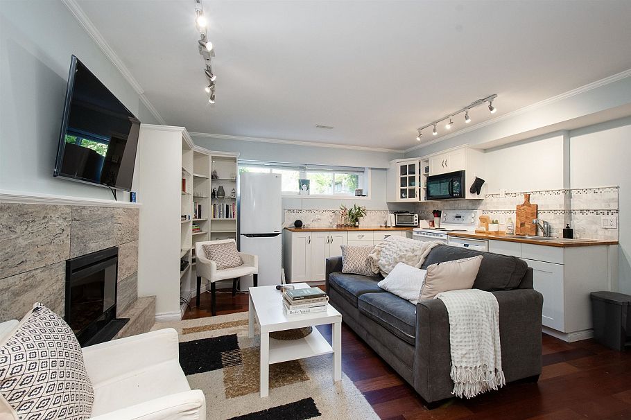 4594 Teviot Place North Vancouver, BC - 37