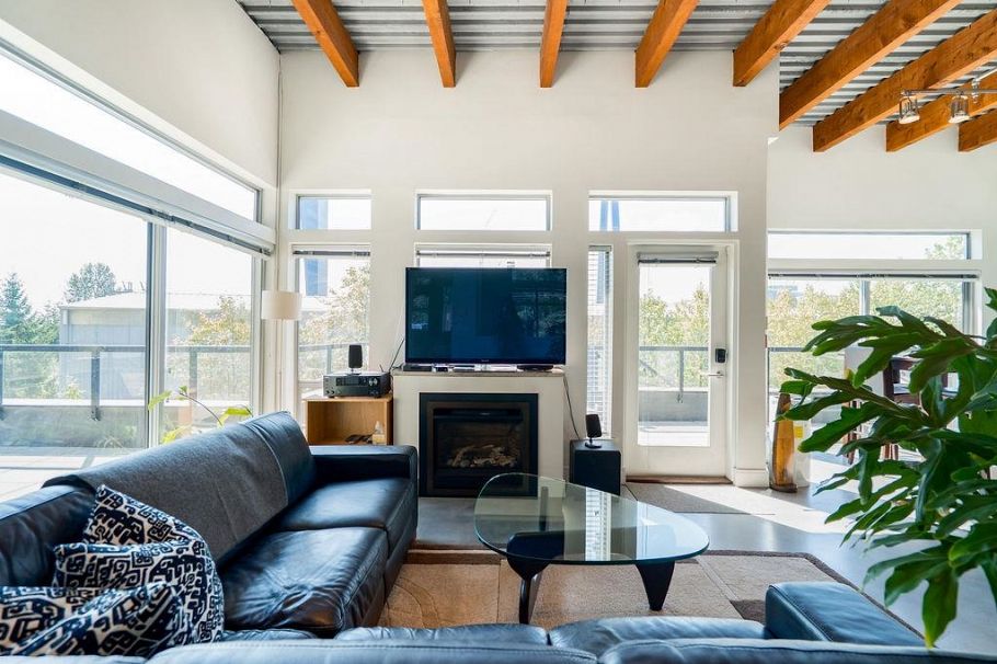 301 1075 W 1st Street North Vancouver, BC - 7