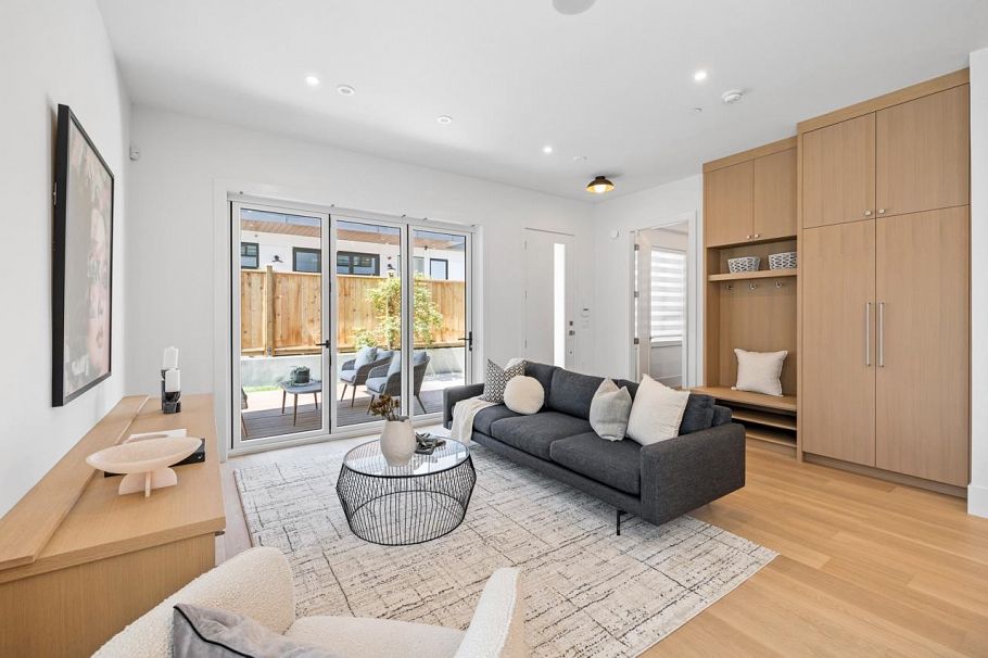 A 4258 Sophia Street Vancouver, BC - 7