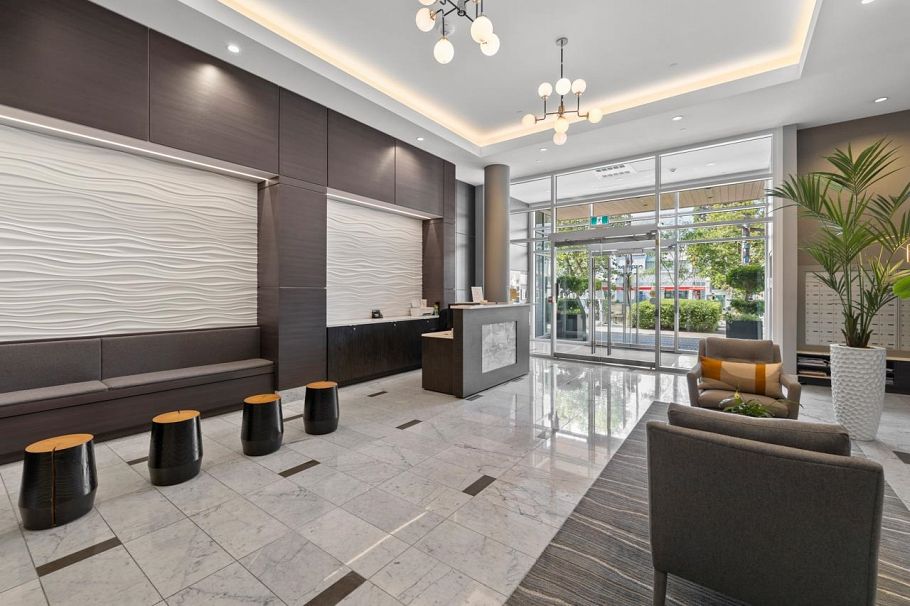 707 118 Carrie Cates Court North Vancouver, BC - 32