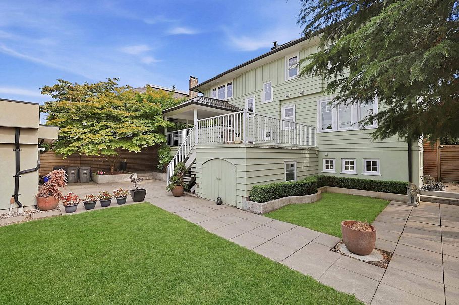 1407 W 33rd Avenue Vancouver, BC - 36