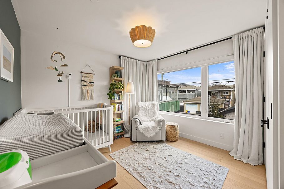 529 E 17th Avenue Vancouver, BC - 27