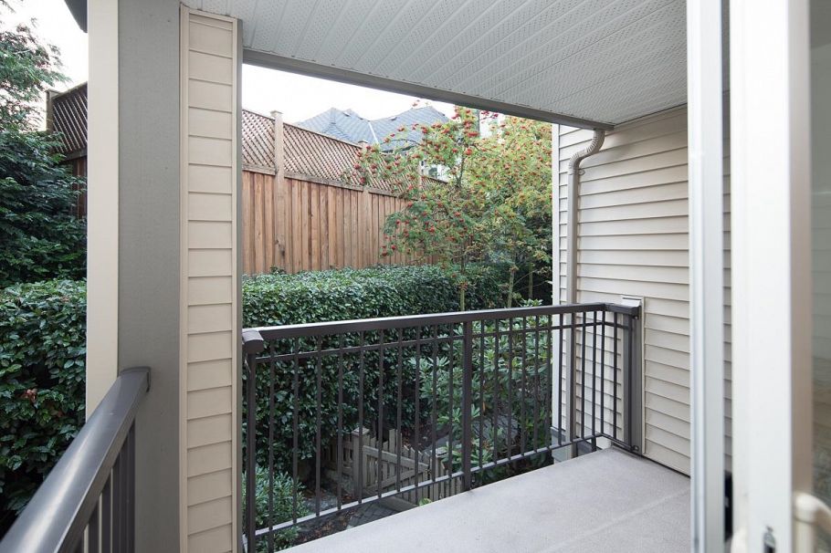 263 1100 E 29th Street North Vancouver, BC - 2