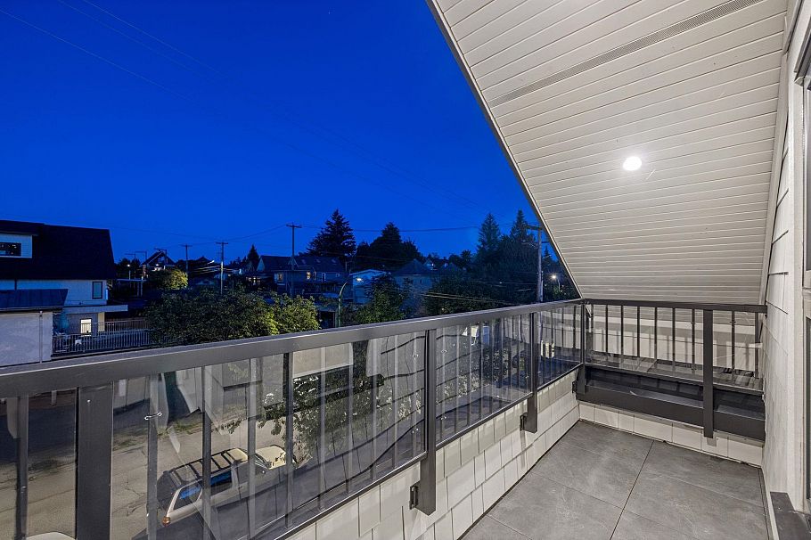 2619 Carolina Street Vancouver, BC - 32