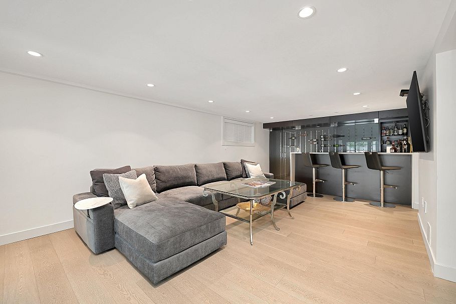 1407 W 33rd Avenue Vancouver, BC - 25