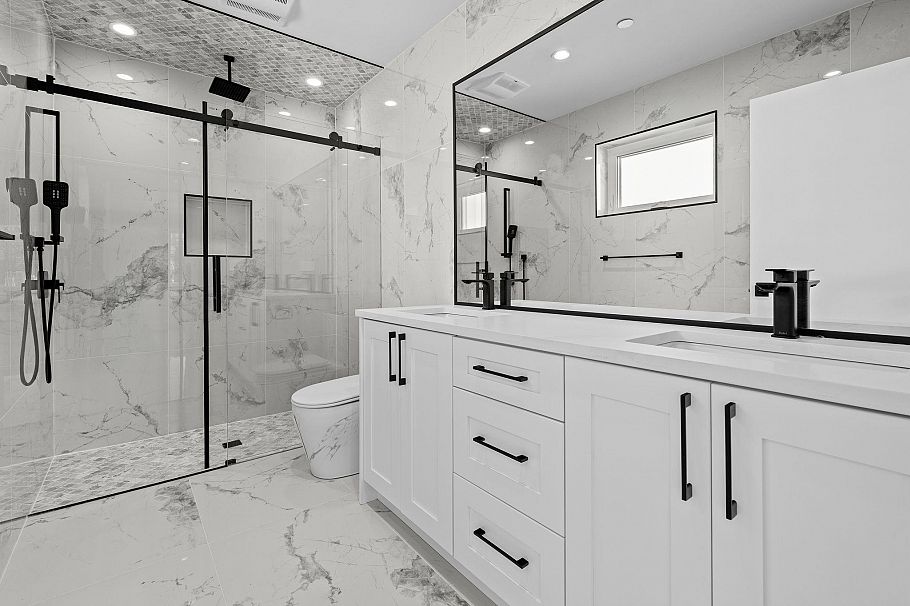 2 4463 Walden Street Vancouver, BC - 20