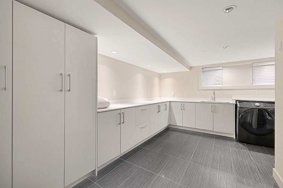 1407 W 33rd Avenue Vancouver, BC - 27