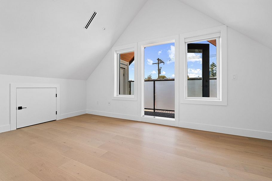 2 4463 Walden Street Vancouver, BC - 23