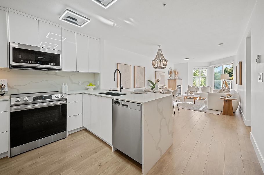 213 3038 E Kent Avenue South Vancouver, BC - 16