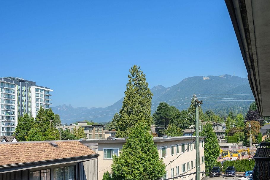 302 214 E 15th Street North Vancouver, BC - 5