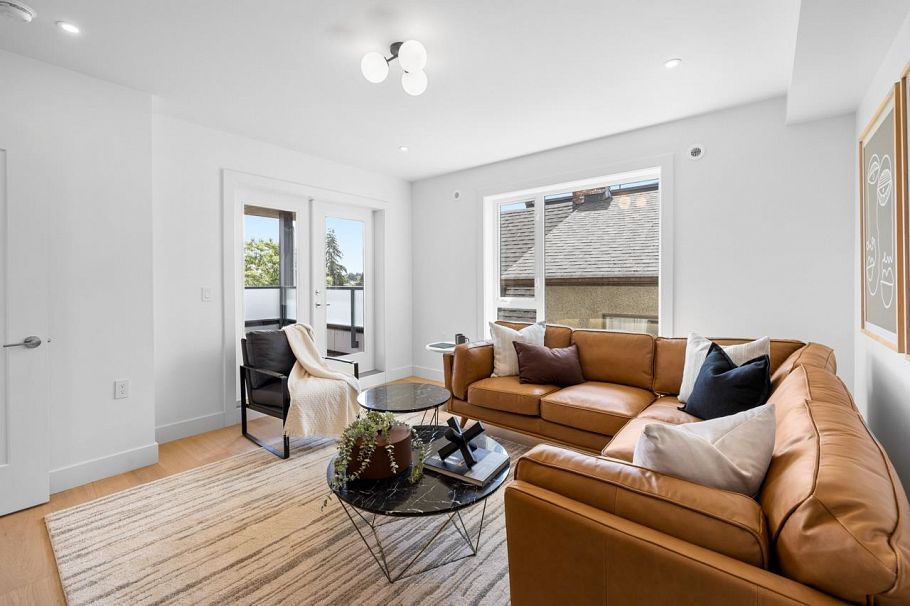 B 4260 Sophia Street Vancouver, BC - 28