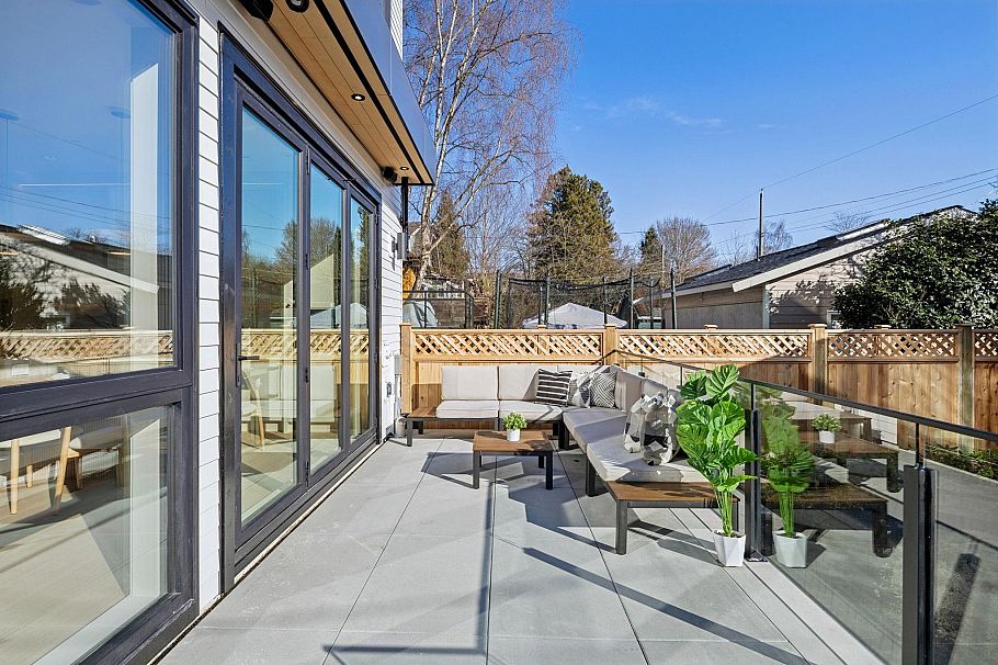 2 3036 W 13th Avenue Vancouver, BC - 16
