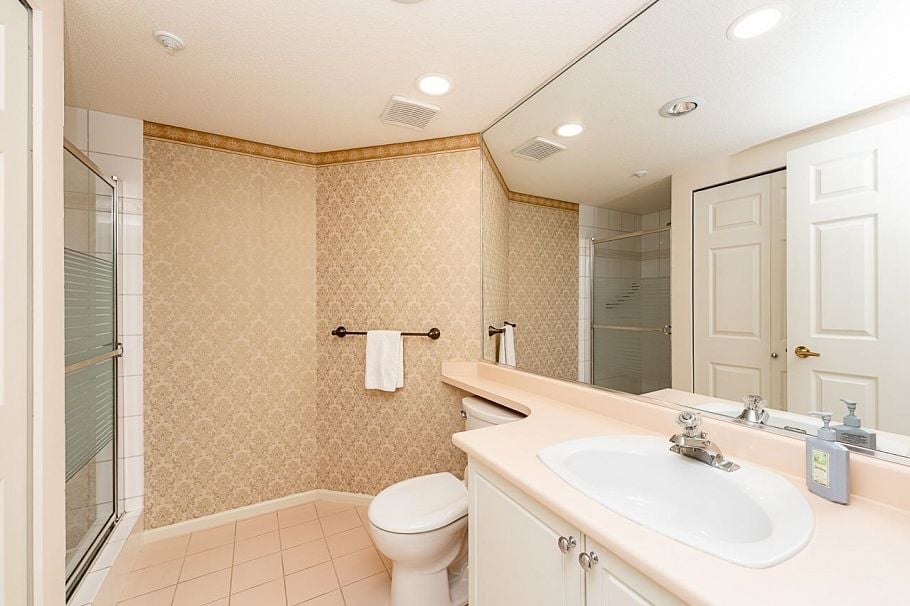 208 3690 Banff Court North Vancouver, BC - 21