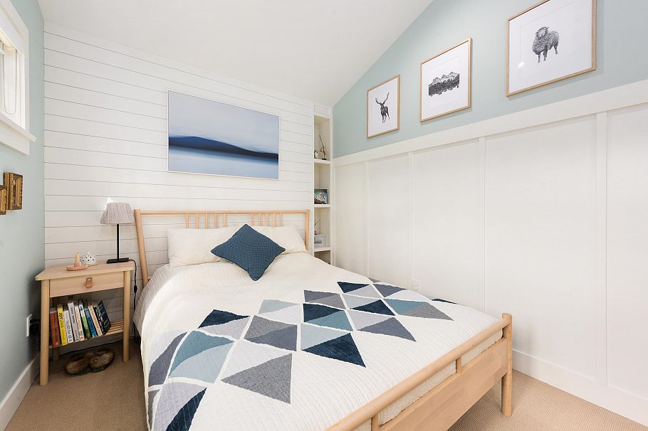 945 E 21st Avenue Vancouver, BC - 21