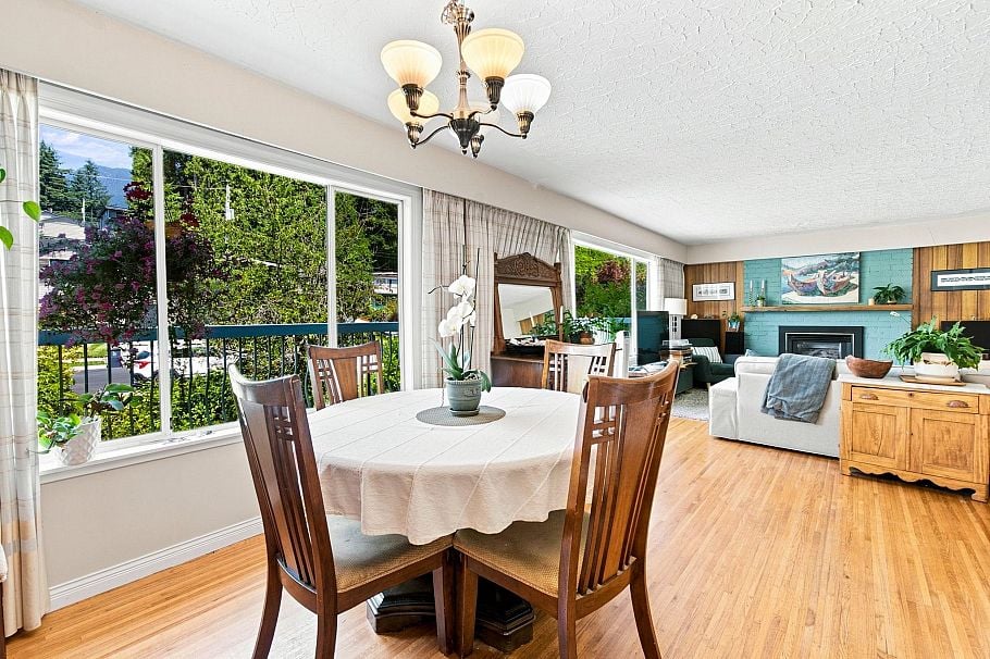 1033 Clements Avenue North Vancouver, BC - 6