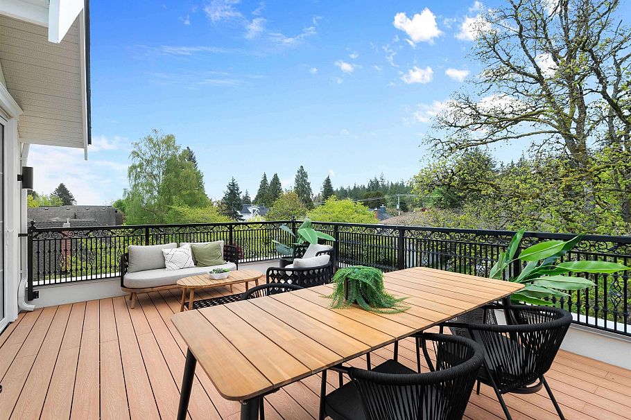 2 4503 W 15th Avenue Vancouver, BC - 3